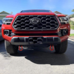 Front Demon Tow Hook Brackets D-Ring Shackles 88711 for 2009-2022 Toyota Tacoma - Billede 5